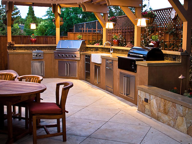 rms_outdoor_kitchen-Trish-Danby_s4x3_lg